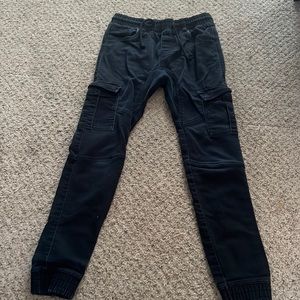 Black Zoo York cargo pants. Men’s XS